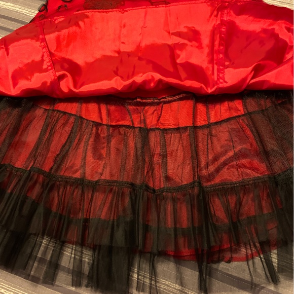 Josh & Jazz red and black halter cocktail dress, size 11/12 - Picture 8 of 9